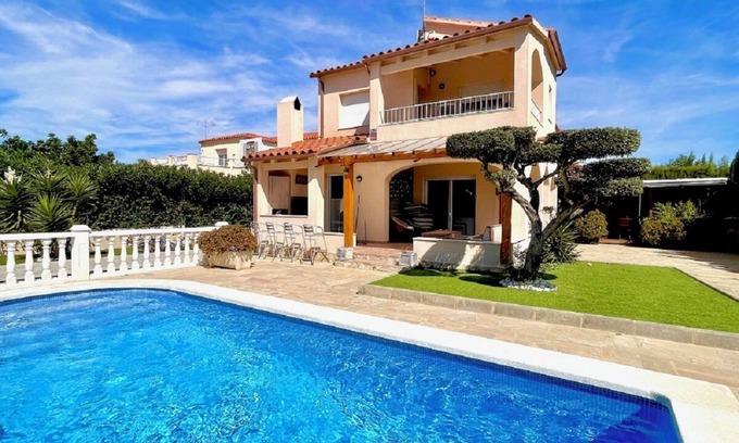 Les Tres Cales Villa | SAONA VILLAS (VN JORDAN): villa 8 people, private pool, wifi