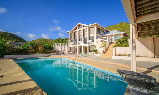 Grapetree Villa | Sapala 1 - Oceanfront Main House with Shared Pool