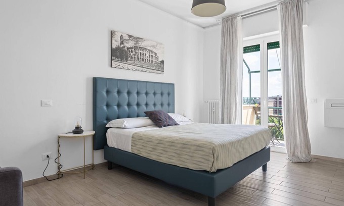 Marsala Apartment | Sapienza Apartment with balcony