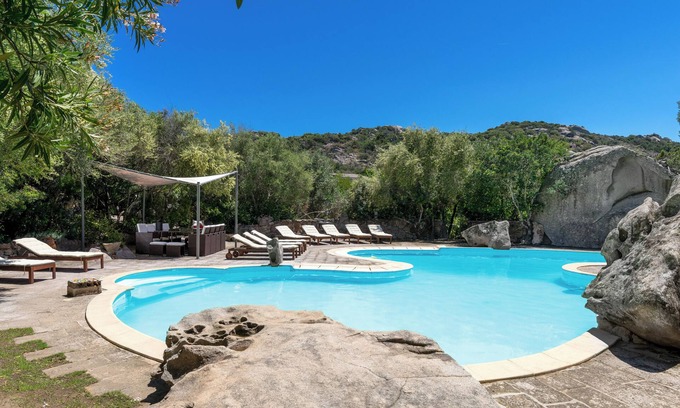 Porto Rotondo House | Sardinian Style Studio Apartment with Garden and Terrace