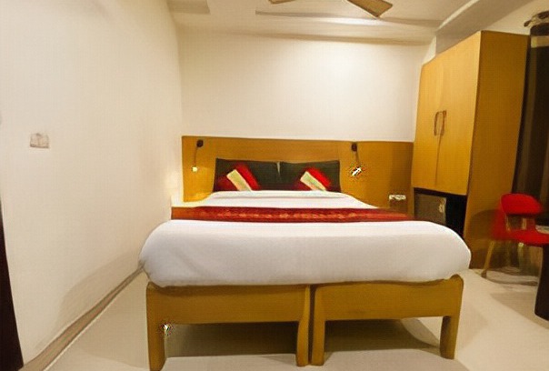 Rohini Hotel | Sarvasa Residency