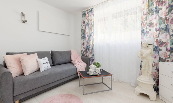 Saska Kepa Apartment | Saska 68 | Modern Studio | SmartTV