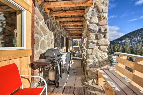 Wise River House | Sasquatch Inn Retreat Near Fishing and Hunting!