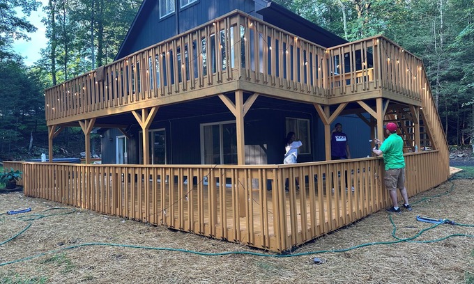 Cresco Ski Chalet | Sauna Hot Tub Sleep 16 King Beds Bunk room in 3 acre state Forest pocono spa