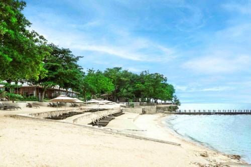 Lapu-Lapu Hotel | Savoy Hotel Mactan Cebu near Newtown Beach
