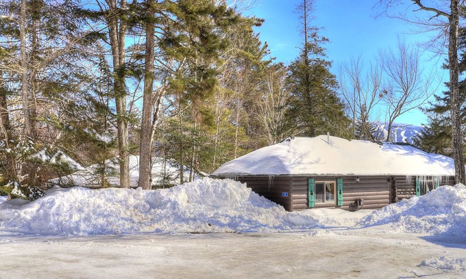 Rangeley Cabin | SBLL 04 - Conifer - Adorable studio cabin at Saddleback Lake
