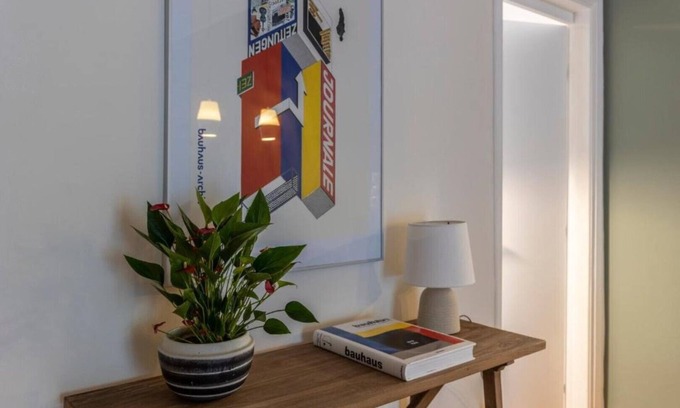 Exarhia House | Scandi-Chic Retreat: 2BR Apt.
