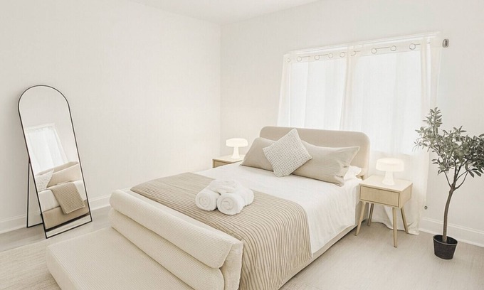 Guttenberg Apartment | Scandinavian Style: 1 Bd, 15 min to nyc, parking