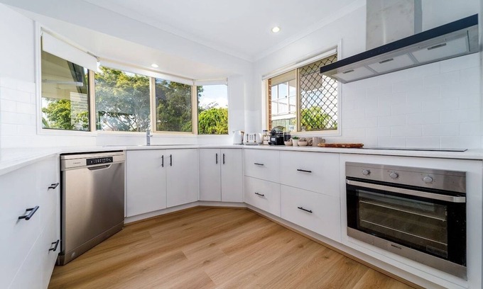 Scarness House | Scarness Spacious Home with Pool