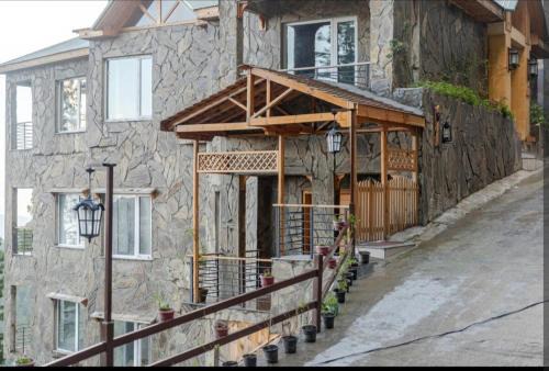 Khaira Gali Apartment | Scenic Apartment in Khaira Gali