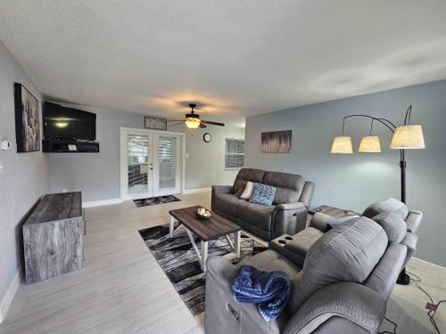 Inverness House | Scenic serenity on the water