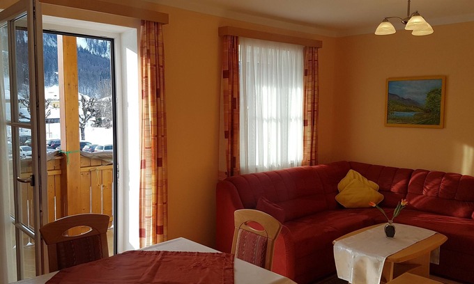 Strobl Apartment | Schafberg - No. 5 - Apartment house Edda