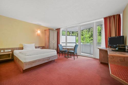 Altensteig Apartment | Schwarzwaldapartment Nr 29 30qm Doppelbett 140cm Rustikal