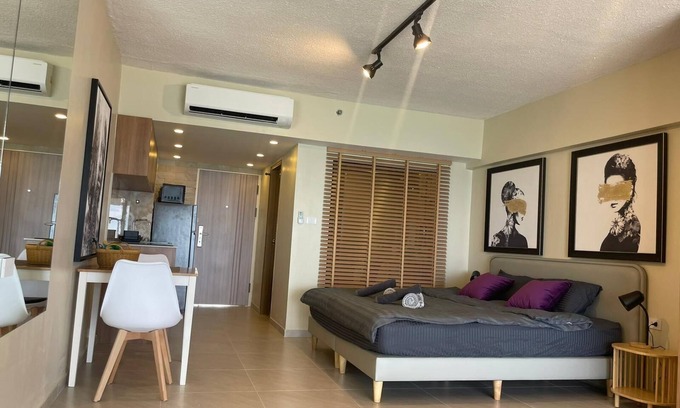 South Pattaya Condo | Sea Breeze - A Luxury Seaview Condo
