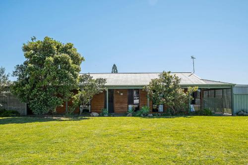 Lancelin House | Sea Breeze - Perfect house for the family
