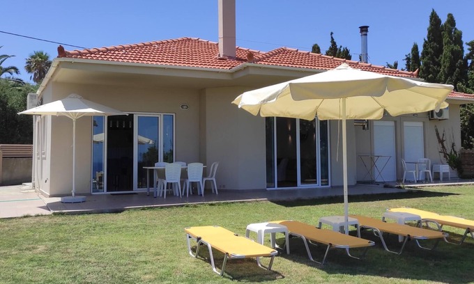 Xiro Chorio Villa | Sea Breeze Villa in Rethymno center