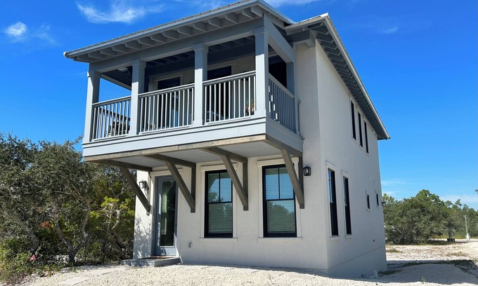 Orange Beach House | Sea Colors l Steps to Deeded Beach Access l Large Community Pool l 4Beds 3.5Bath