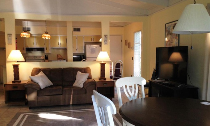 Jekyll Island House | SEA COTTAGE APARTMENT by Jekyll Realty