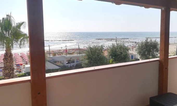 Martinsicuro Apartment | SEA FRONT PENTHOUSE