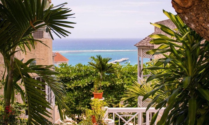 Ocho Rios Apartment | Sea Gazer @ Columbus Heights
