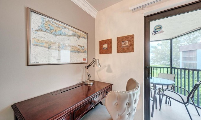 Whitney Beach Apartment | Sea Grape Inn 5- BEACHFRONT Property
