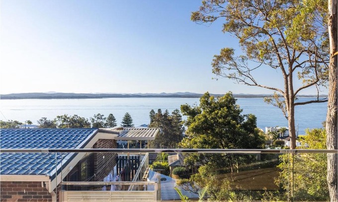 Corlette House | Sea La Vie 3a Warruga St