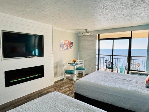 Myrtle Beach Apartment | Sea La Vie Oceanfront Studio
