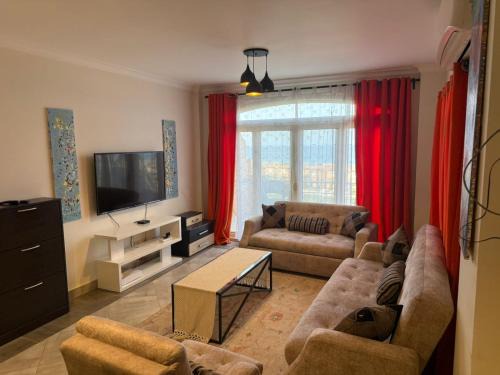 Ras Sudar Apartment | Sea & Pool View Penthouse Chalet at Telal Sokhna