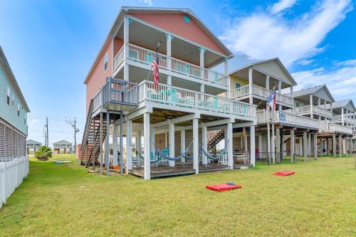 Freeport House | Sea Shell Chalet Oceanfront Surfside Beach Gem