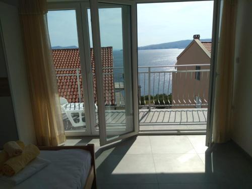 Vratarusa Apartment | Sea side App