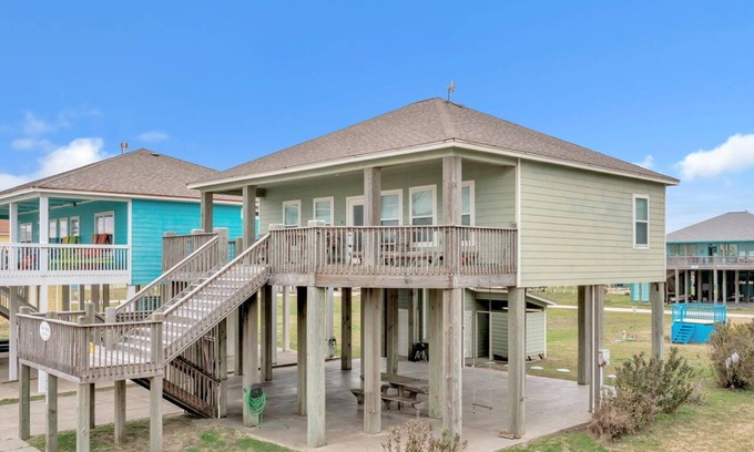 Crystal Beach House | Sea Song - 2 Bedroom, 2 Bath with Amazing view!