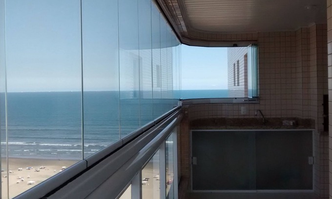 Aviacao Apartment | SEA VIEW APARTMENT WITH BARBECUE WIFI