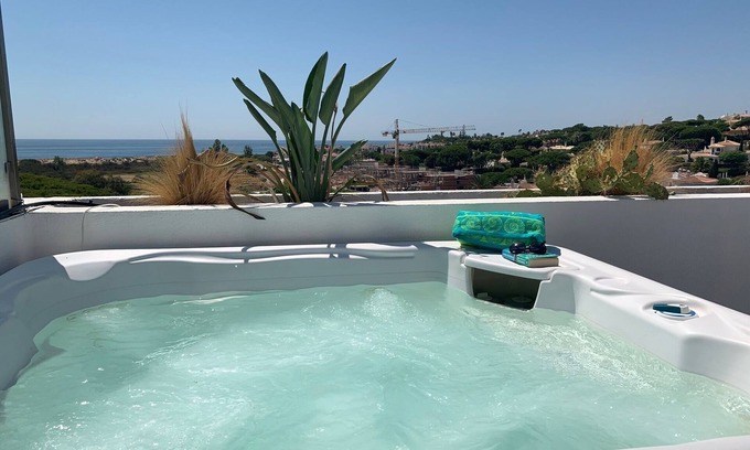 Vale do Garrao Apartment | Sea view duplex two bed apartment just minutes from the beach, private jacuzzi.