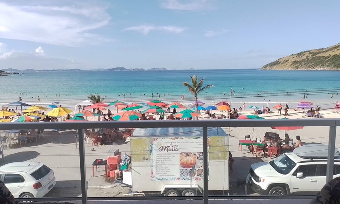 Prainha Apartment | Sea View in Prainha – Spacious 3 Bedroom Apartment in Building with Pool and Barbecue