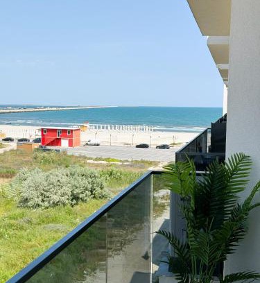 Navodari Apartment | Sea View Luxury Retreat - private parking