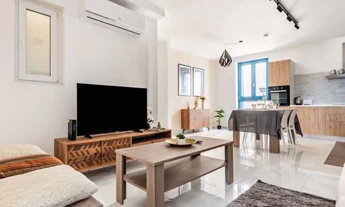 Valletta Apartment | Sea View Luxury Apartment in Valletta