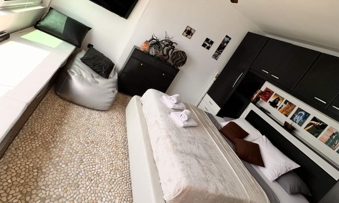 Rijeka Apartment | Sea view Rijeka Fiorino Apartment