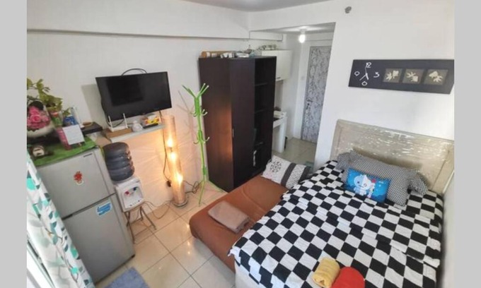 Pluit Apartment | Sea View Studio With 2 Beds Fast Wifi and Mall