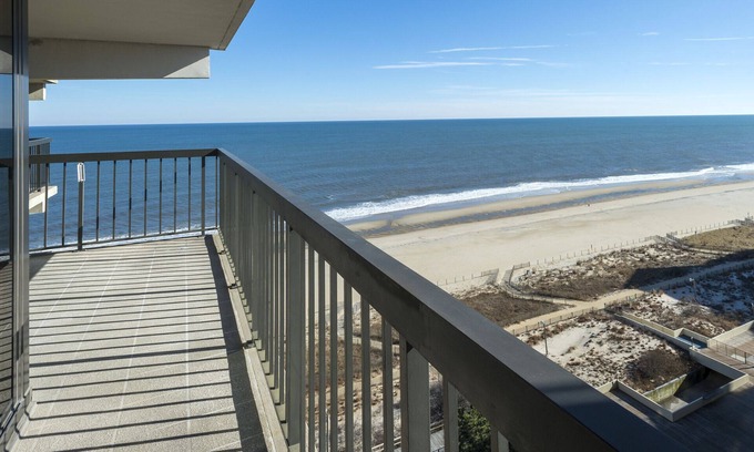 North Ocean City Condo | Sea Watch 1314 is a gorgeous newly remodeled Ocean Front Condo in famous Ocean C