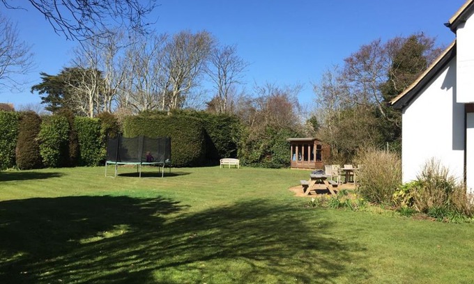 Middleton-on-Sea House | Sea Way - a house that sleeps 8 guests in 4 bedrooms