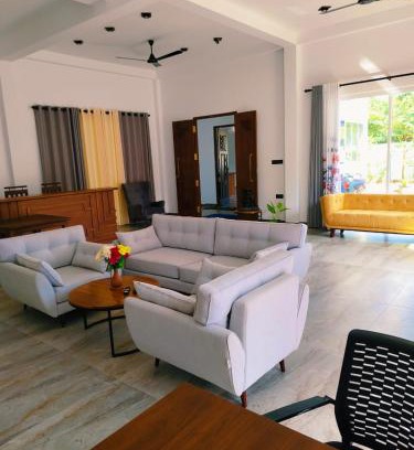 Talpe Hotel | Sea Wind Villa Thalpe