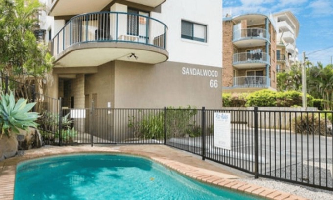 Caloundra Apartment | Seabreeze Stay Steps to the Beach with Pool Access Caloundra