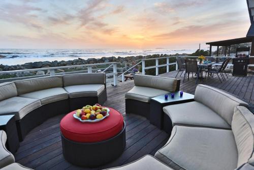 Ventura Villa | Seacliff Beach House by Paradise Retreats