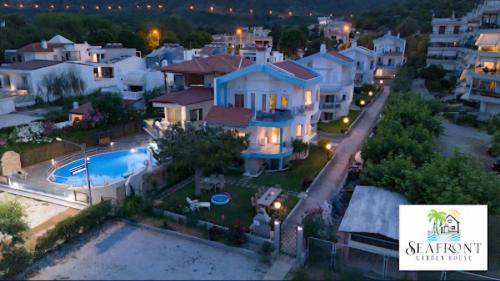 Nea Iraklitsa Villa | SeafrontGardenHouse Villa