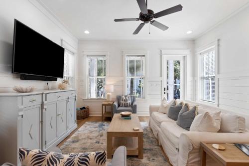 Greenway Park House | Seagrove Escape Refreshed plus Shared Pool