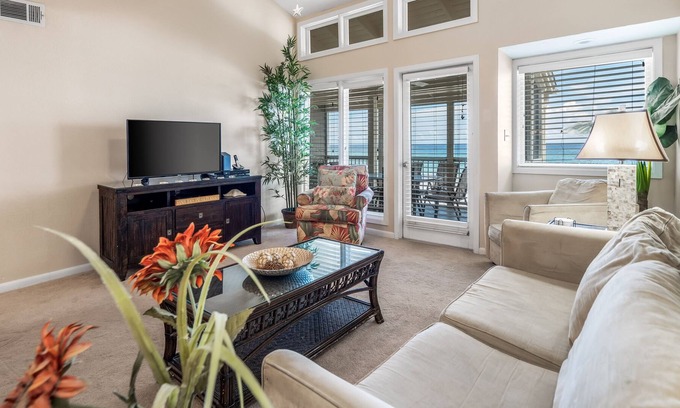 Crystal Beach House | Sealoft 203 | Beachfront With Two Balconies