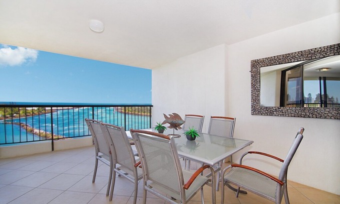 Tweed Heads Apartment | Seascape 1002 - Stunning Views - Absolute Beachfront - Fully Renovated!
