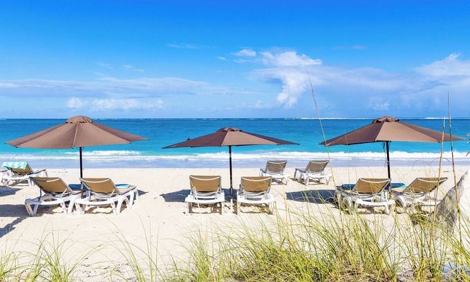 Grace Bay House | SEASCAPE on Grace Bay TOWNHOMES