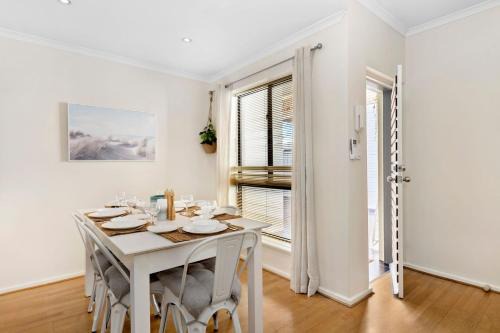 West Beach Apartment | Seascape on Seaview - 1 Bedroom
