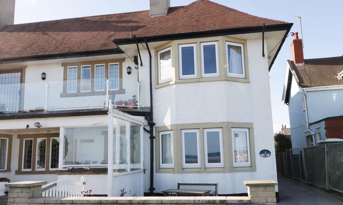 Bridlington Cottage | SEASCAPE, pet friendly, country holiday cottage in Bridlington